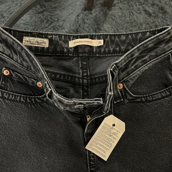 Levi’s bootcut black jeans - Picture 2 of 3